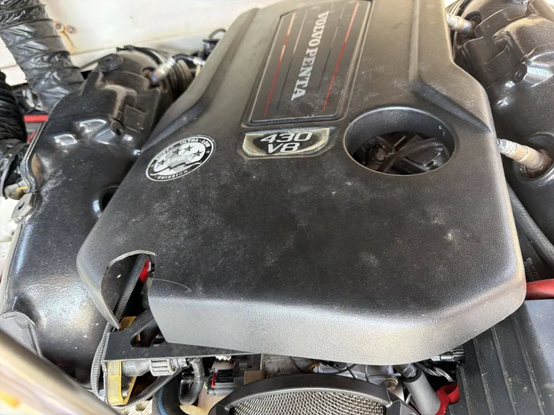 Slide: The Image of Bryant CALANDRA SURF 2018 - 22