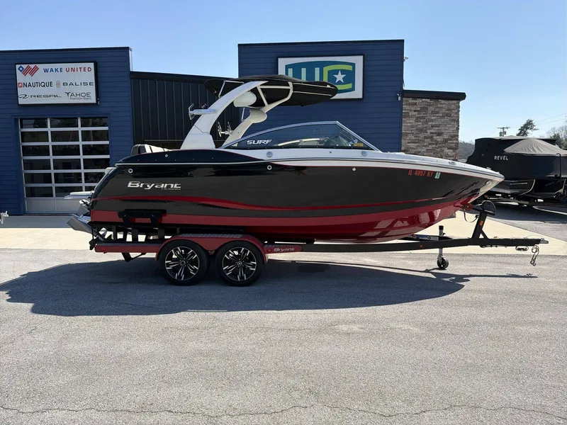 Slide: The Image of Bryant CALANDRA SURF 2018 - 6