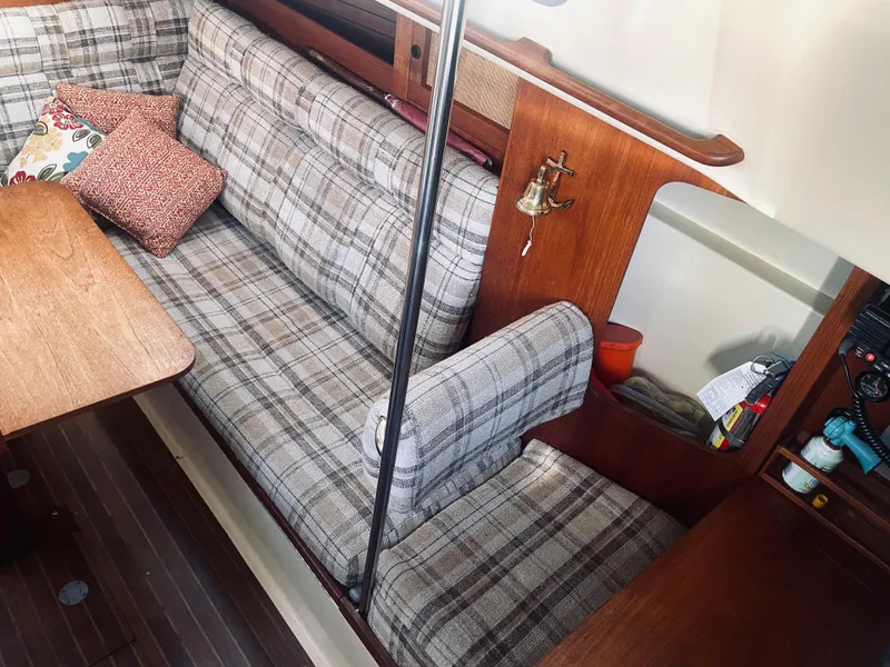 Slide: The Image of CS 33 1981 - 64