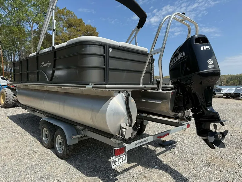 Slide: The Image of Bentley Pontoons Legacy 200 Fish 2023 - 9