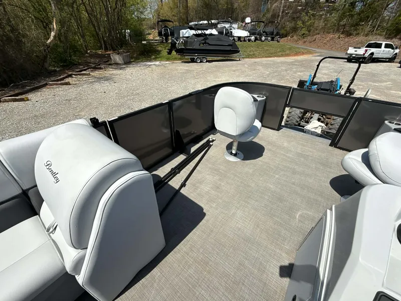 Slide: The Image of Bentley Pontoons Legacy 200 Fish 2023 - 6