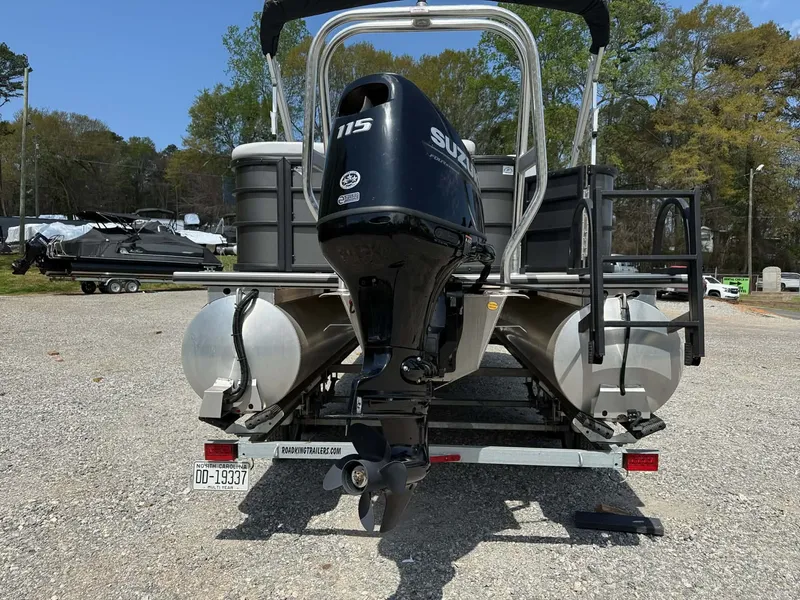 Slide: The Image of Bentley Pontoons Legacy 200 Fish 2023 - 5