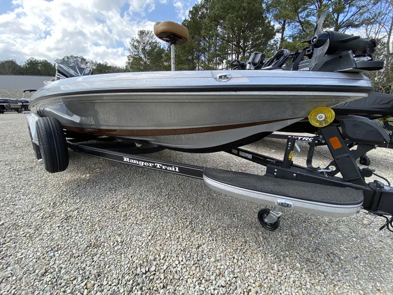 Slide: The Image of Ranger Z Comanche Z520R Ultra 2026 - 9