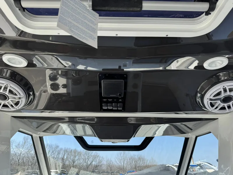 Slide: The Image of Pursuit S 328 Sport 2026 - 20