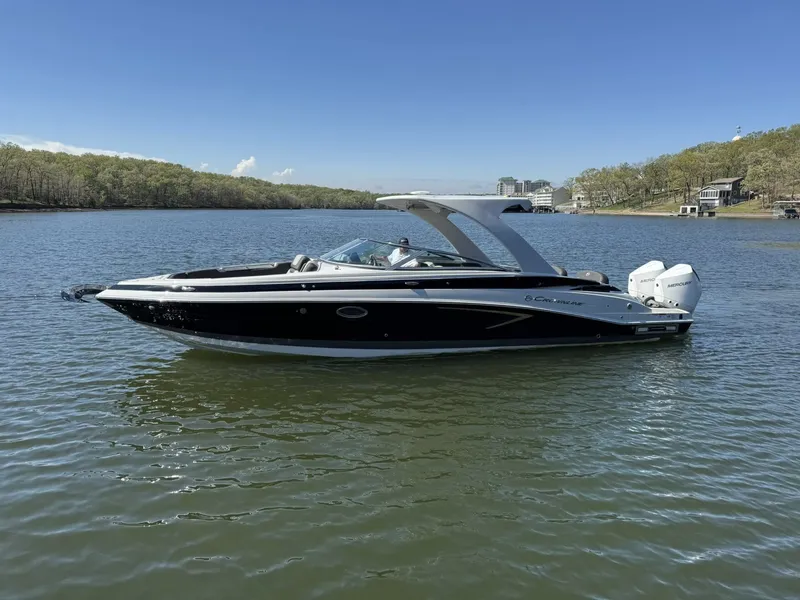 Slide: The Image of Crownline Boats 318 XSS 2026 - 29
