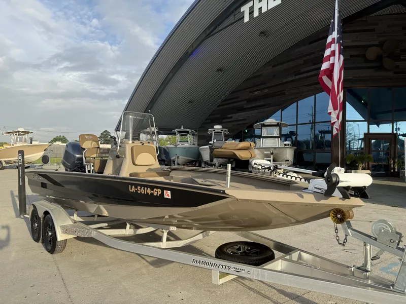 Slide: The Image of Excel 203 Bay Pro 2022 - 3