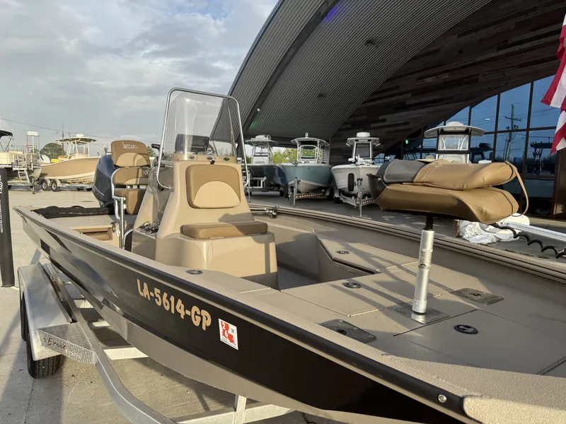 Slide: The Image of Excel 203 Bay Pro 2022 - 4