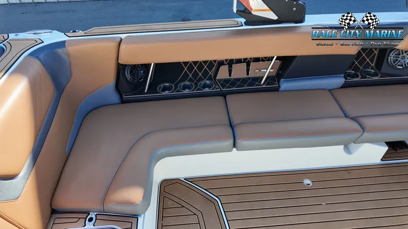 Slide: The Image of Nautique GS24 2021 - 28