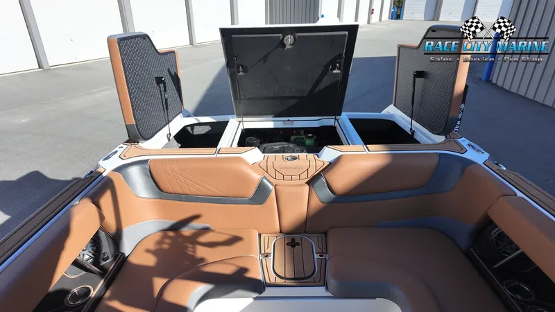 Slide: The Image of Nautique GS24 2021 - 32