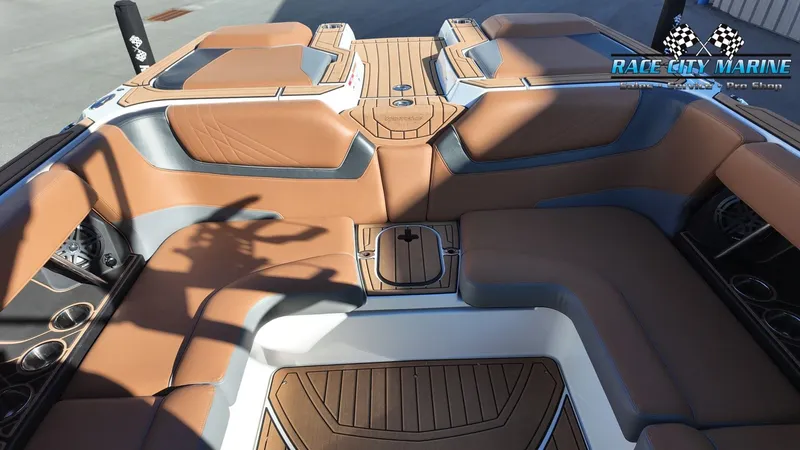 Slide: The Image of Nautique GS24 2021 - 36