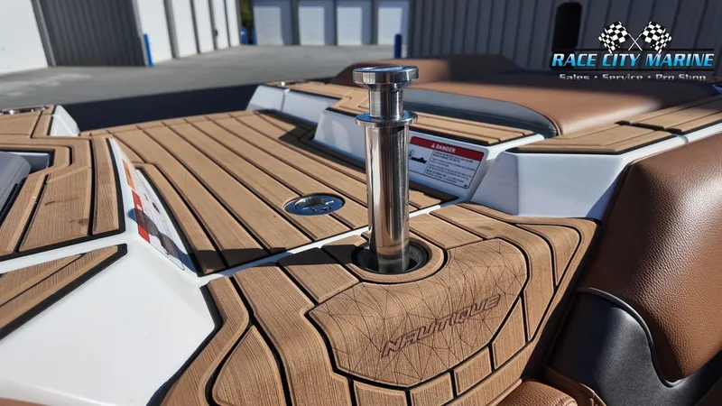 Slide: The Image of Nautique GS24 2021 - 38