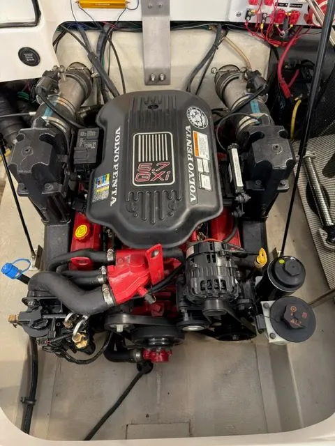 Slide: The Image of Cobalt 232 2008 - 19