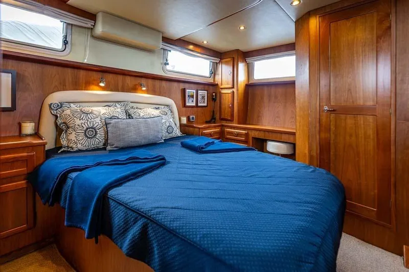 Slide: The Image of Owner's Stateroom - 15