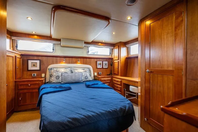 Slide: The Image of Owner's Stateroom - 18