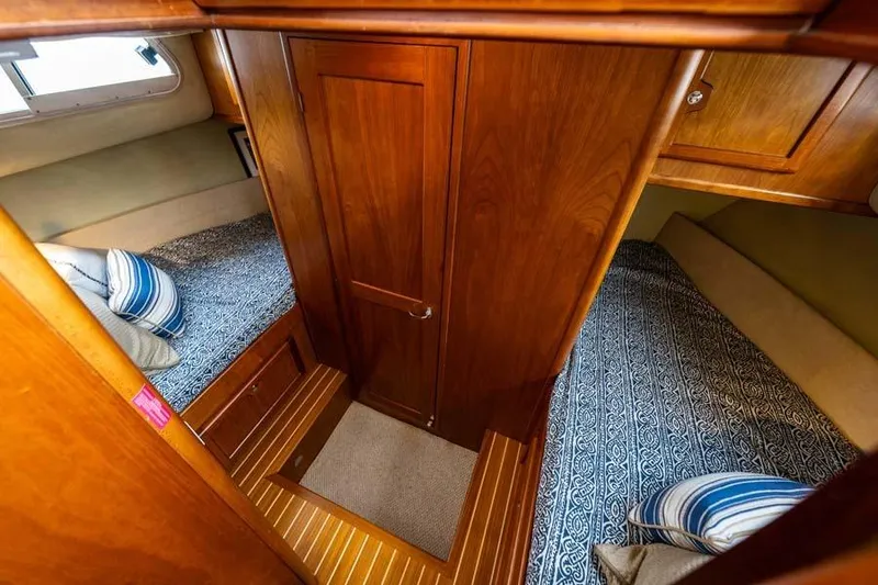 Slide: The Image of Guest Stateroom - 20