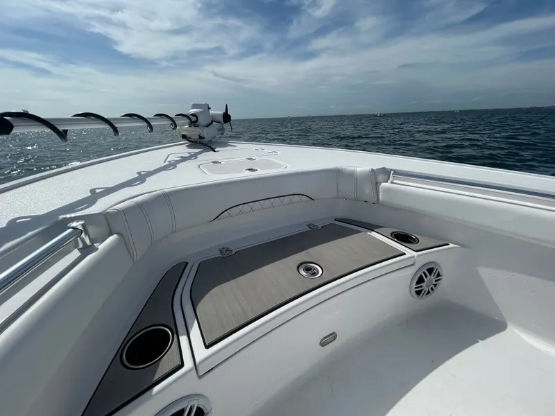 Slide: The Image of Sportsman Masters 247OE Bay Boat 2024 - 27