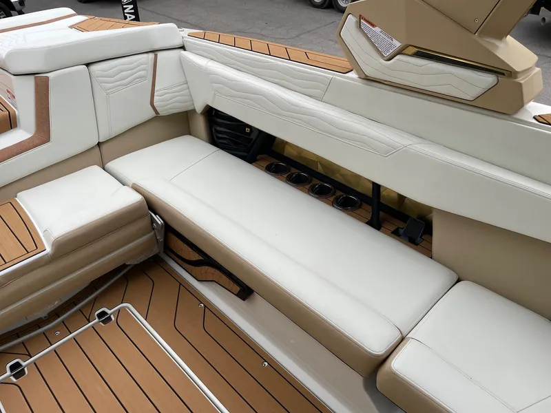 Slide: The Image of Nautique G25 2026 - 9