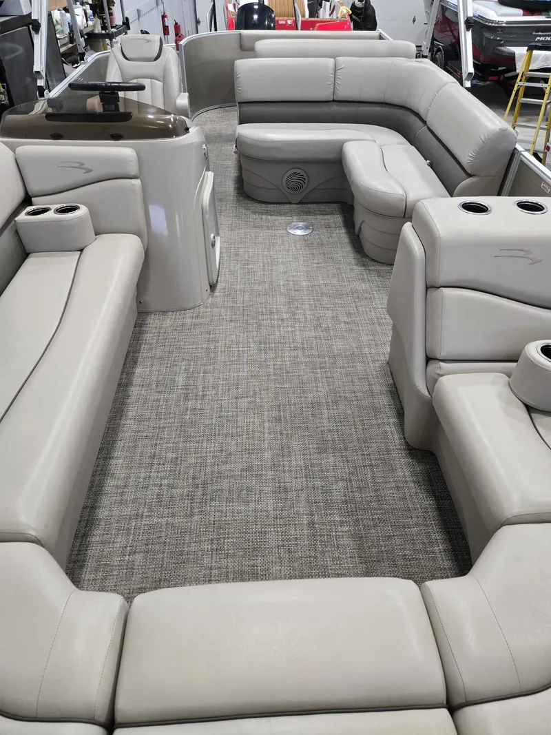 Slide: The Image of Bennington 24SSLDX 2016 - 13