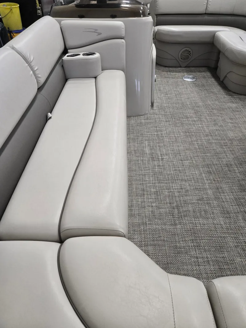 Slide: The Image of Bennington 24SSLDX 2016 - 14