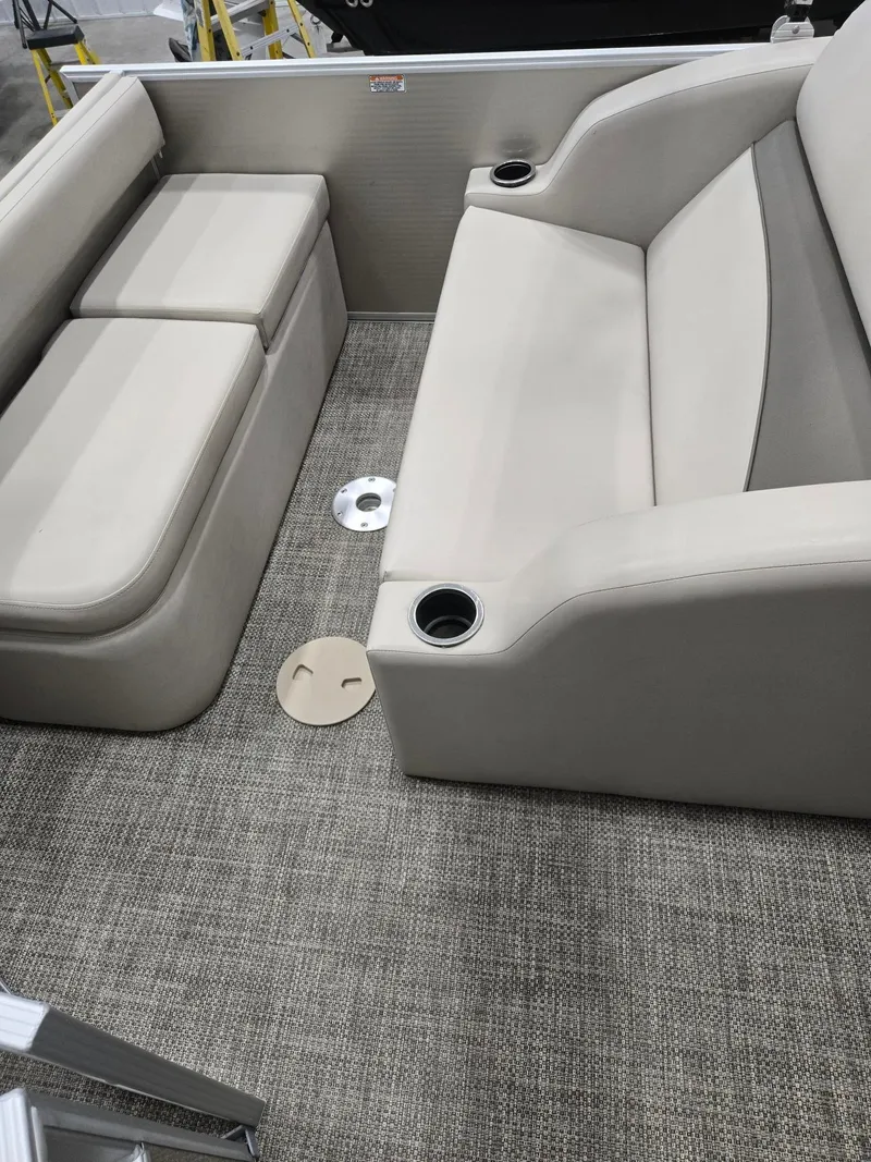 Slide: The Image of Bennington 24SSLDX 2016 - 19