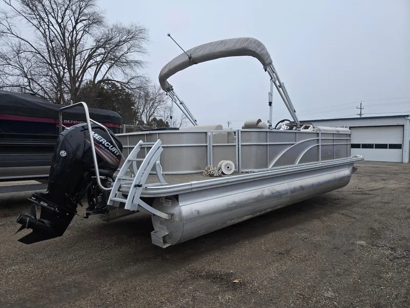 Slide: The Image of Bennington 24SSLDX 2016 - 8