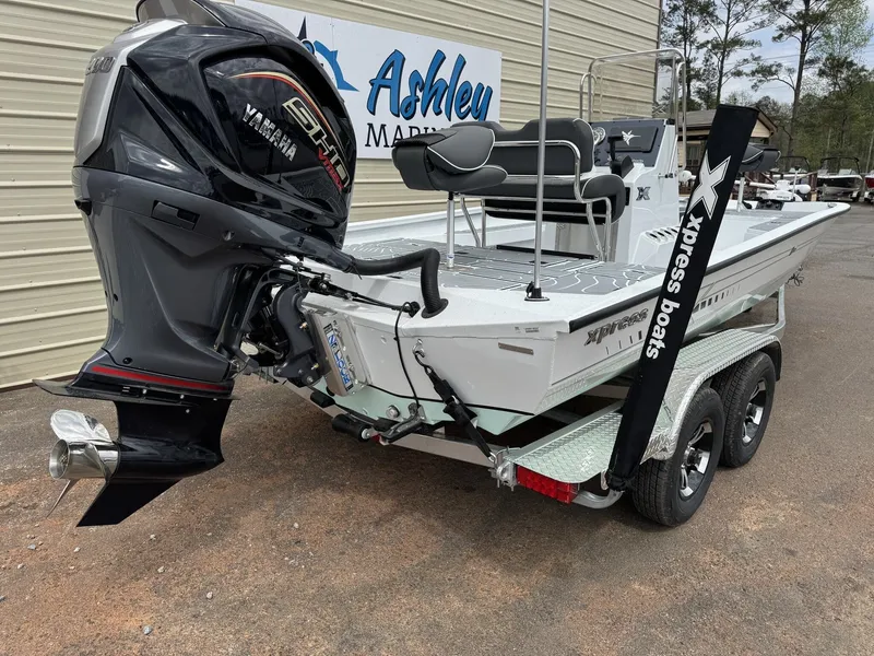 Slide: The Image of Xpress Hyper-Lift Series H22B-200HP-LOADED 2026 - 7