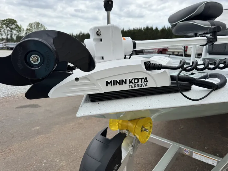 Slide: The Image of Xpress Hyper-Lift Series H22B-200HP-LOADED 2026 - 3