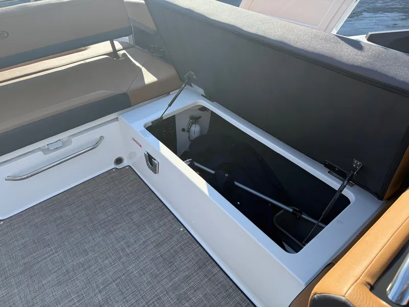 Slide: The Image of Cobalt R8 2026 - 738