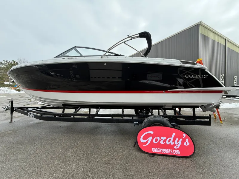 The Image of Cobalt R8 2026 - 1