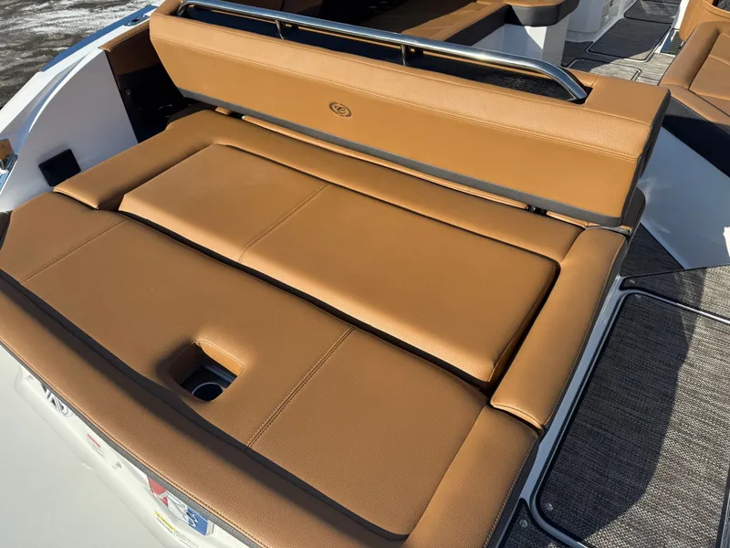 Slide: The Image of Cobalt R8 2026 - 817