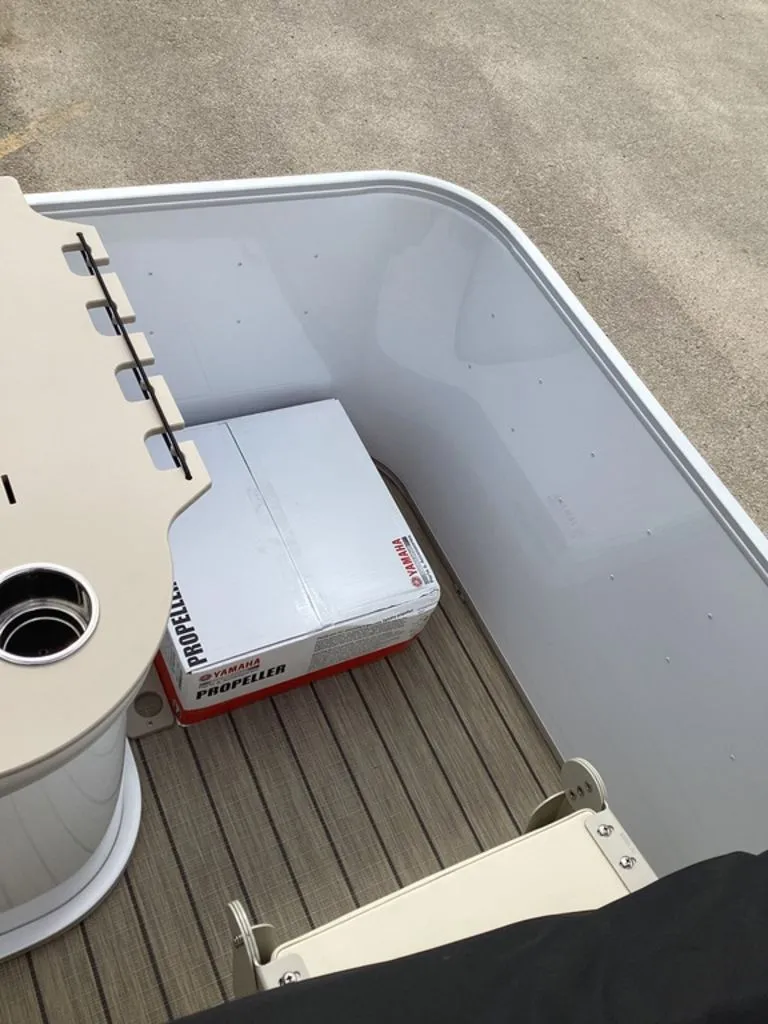 Slide: The Image of SunCatcher Select 322RF 2026 - 38