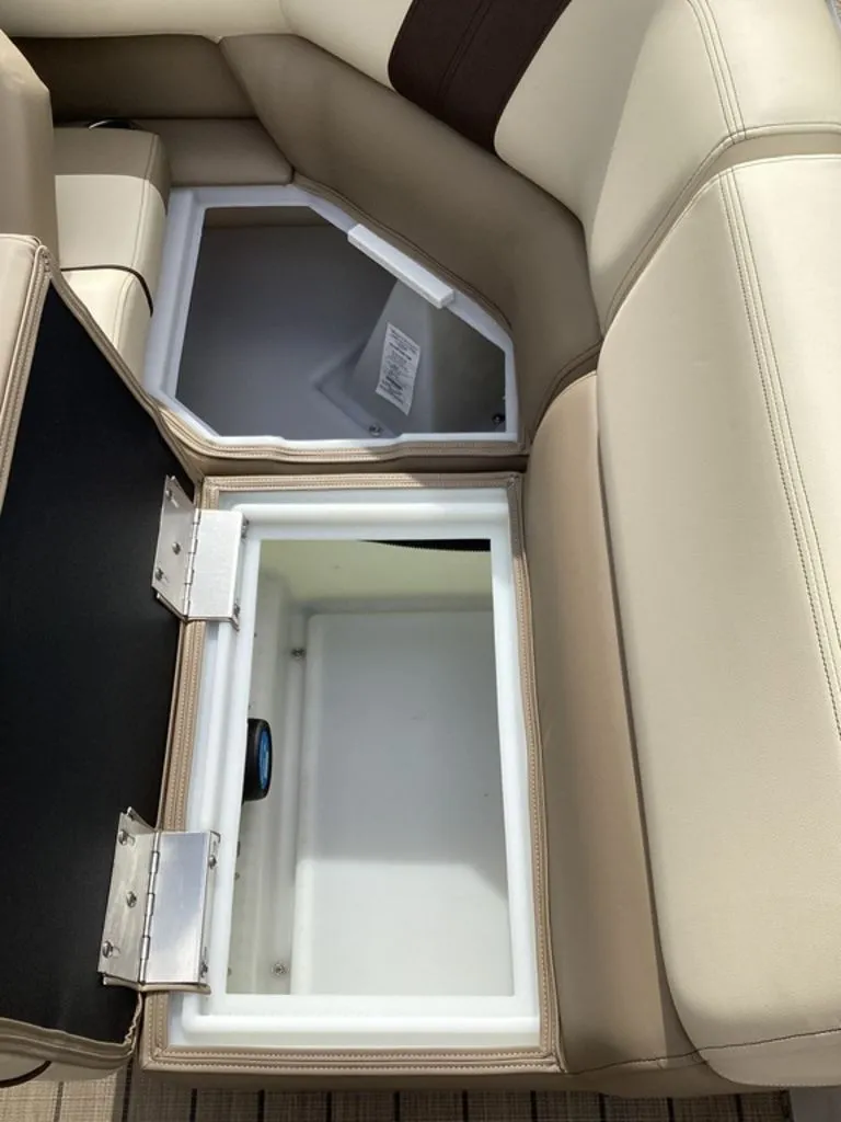 Slide: The Image of SunCatcher Select 322RF 2026 - 42