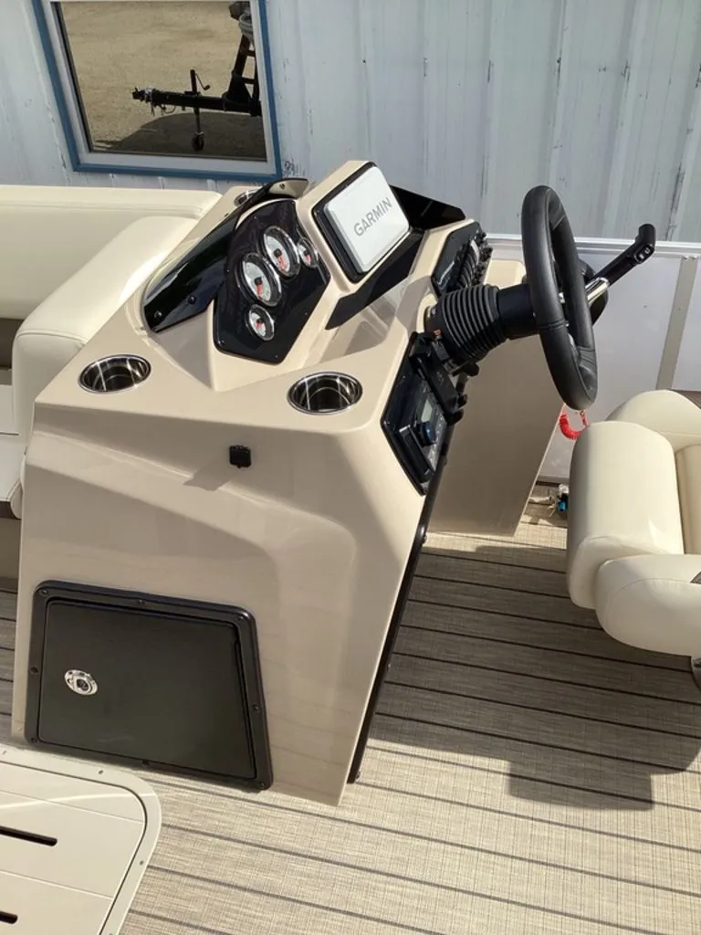 Slide: The Image of SunCatcher Select 322RF 2026 - 47