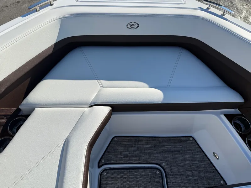 Slide: The Image of Cobalt R6 2026 - 889