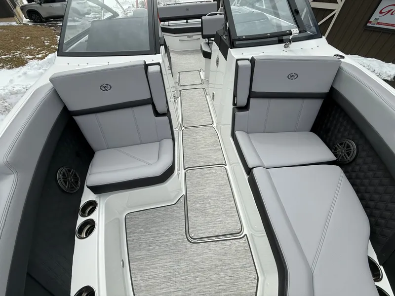 Slide: The Image of Cobalt R8 2026 - 866