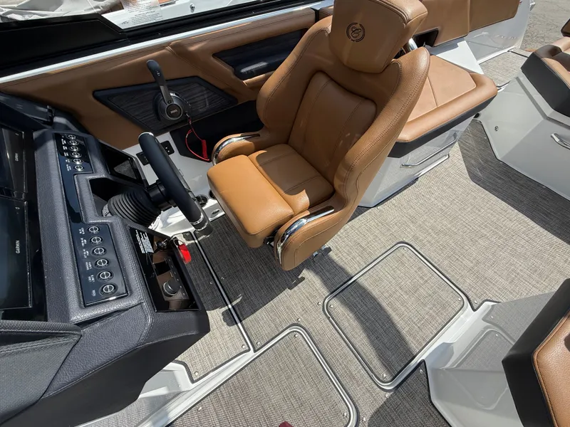 Slide: The Image of Cobalt R6 Surf 2026 - 928