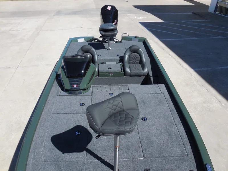 Slide: The Image of Vexus AVX 2080 2026 - 16