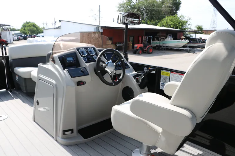 Slide: The Image of Sylvan Mirage 8520 CLZ DH 2026 - 26