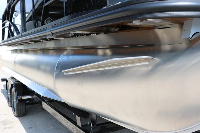 Slide: The Image of Sylvan Mirage 8520 CLZ DH 2026 - 7