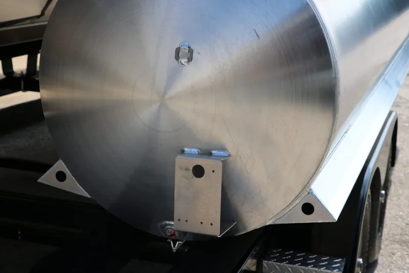 Slide: The Image of Sylvan Mirage 8520 CLZ DH 2026 - 8