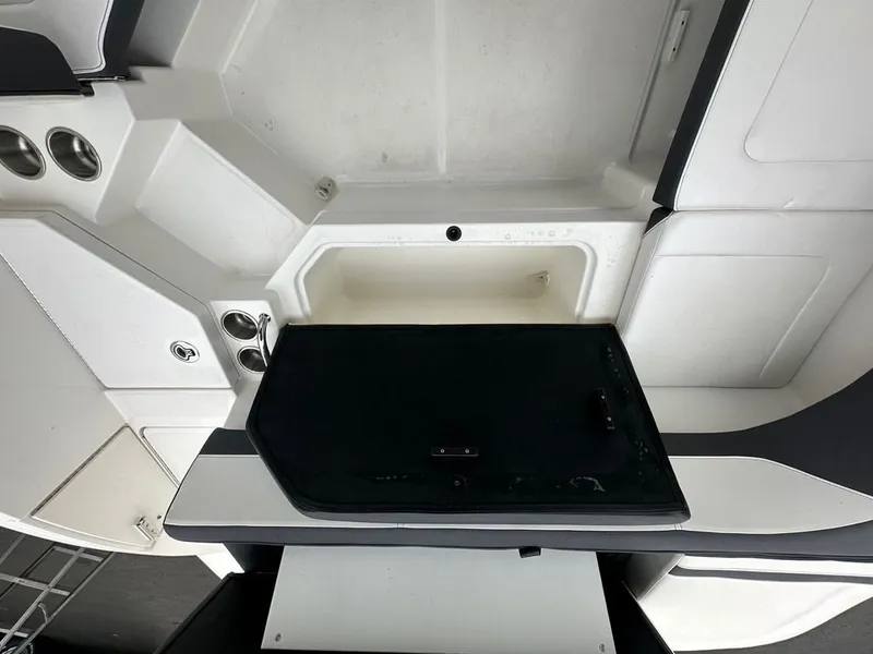 Slide: The Image of Sea Ray 21 SPX 2016 - 10