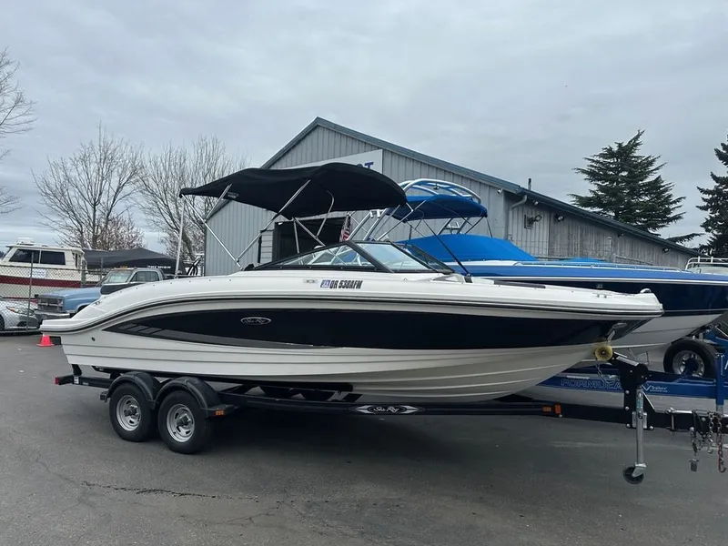 Slide: The Image of Sea Ray 21 SPX 2016 - 17