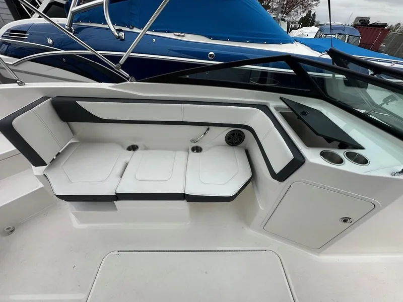 Slide: The Image of Sea Ray 21 SPX 2016 - 9