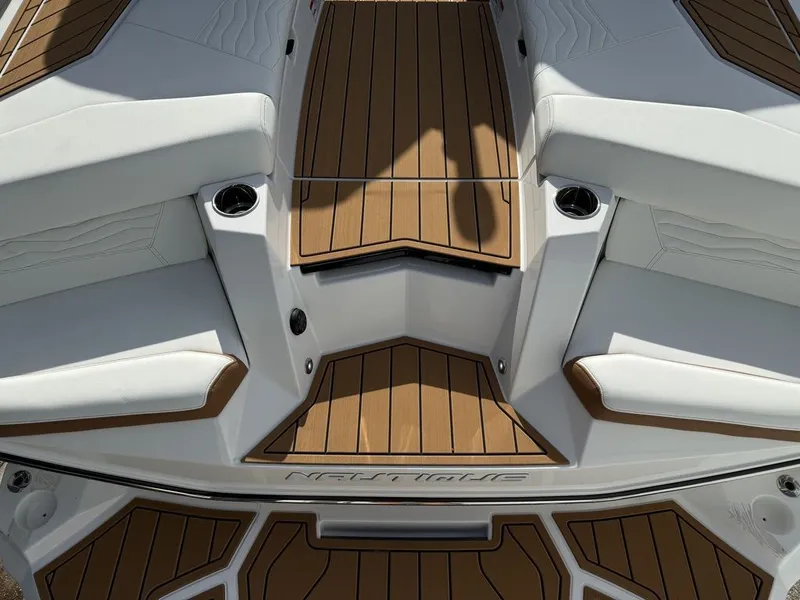 Slide: The Image of Nautique Super Air Nautique G23 2025 - 24