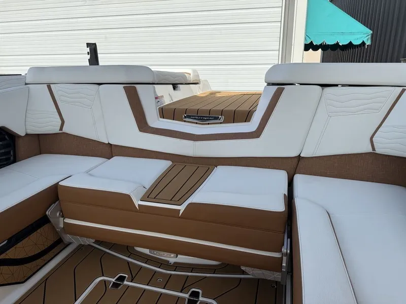Slide: The Image of Nautique Super Air Nautique G23 2025 - 5