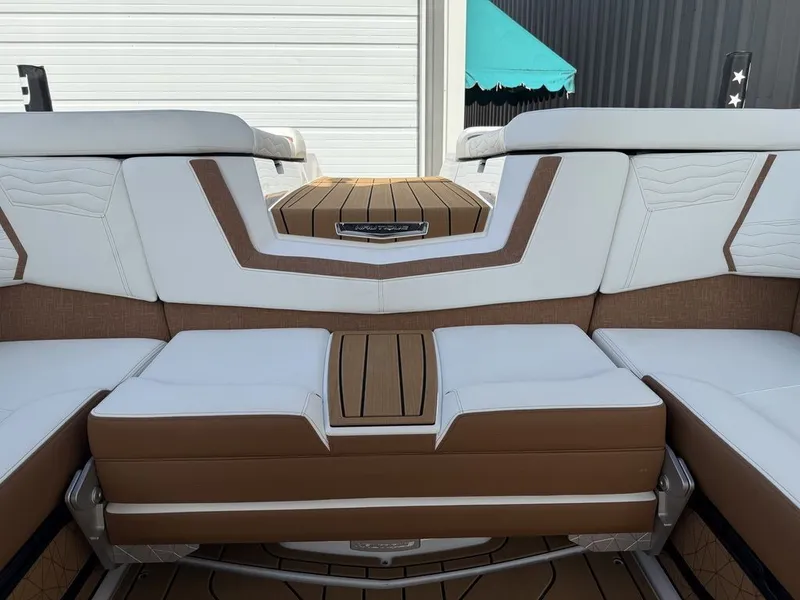 Slide: The Image of Nautique Super Air Nautique G23 2025 - 6