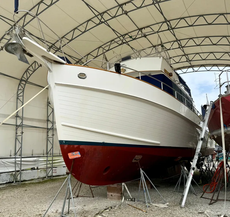 Slide: The Image of Grand Banks 49 Trawler 1994 - 1