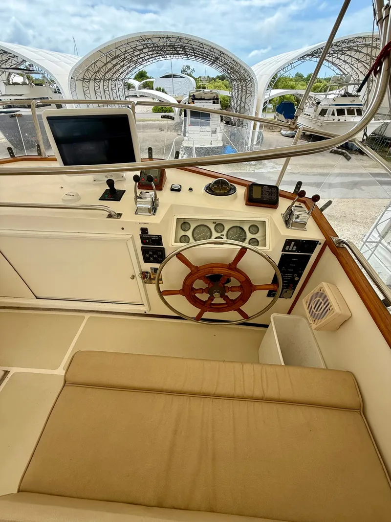 Slide: The Image of Grand Banks 49 Trawler 1994 - 105