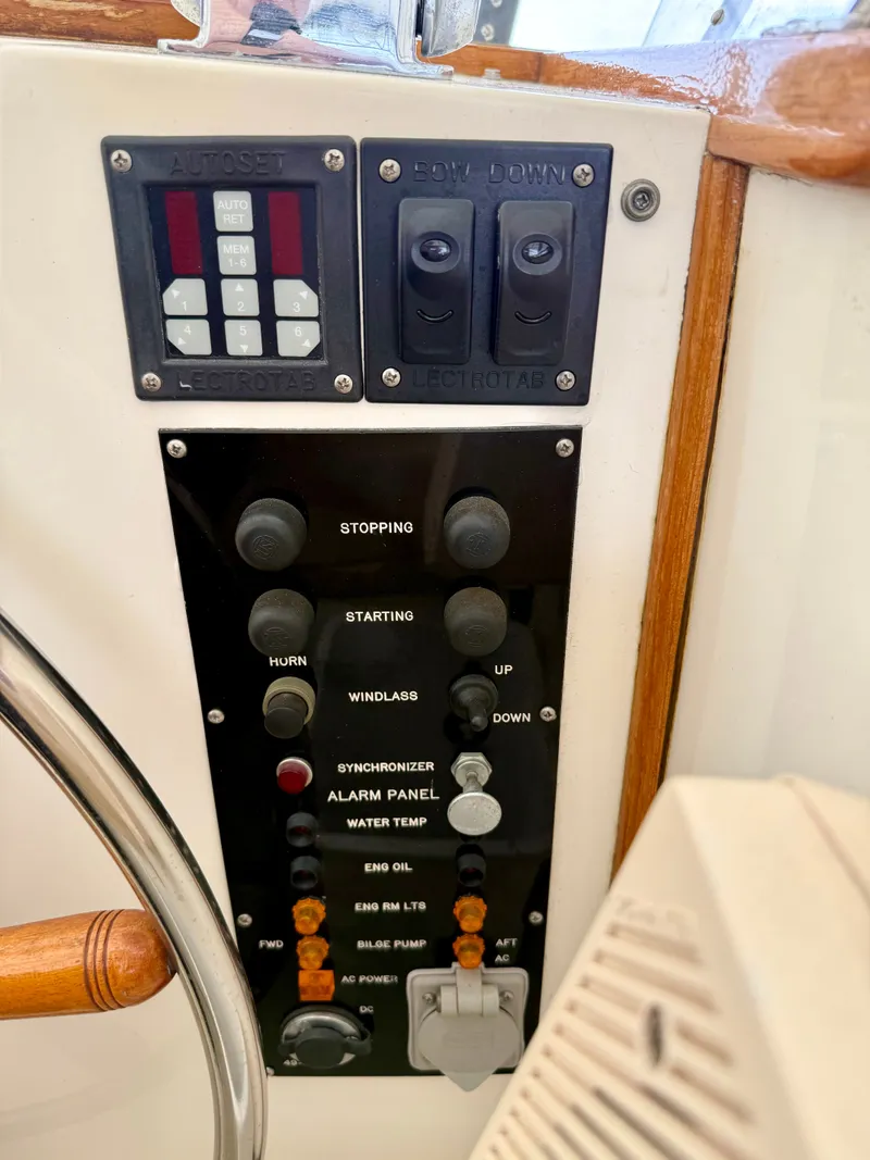 Slide: The Image of Grand Banks 49 Trawler 1994 - 108