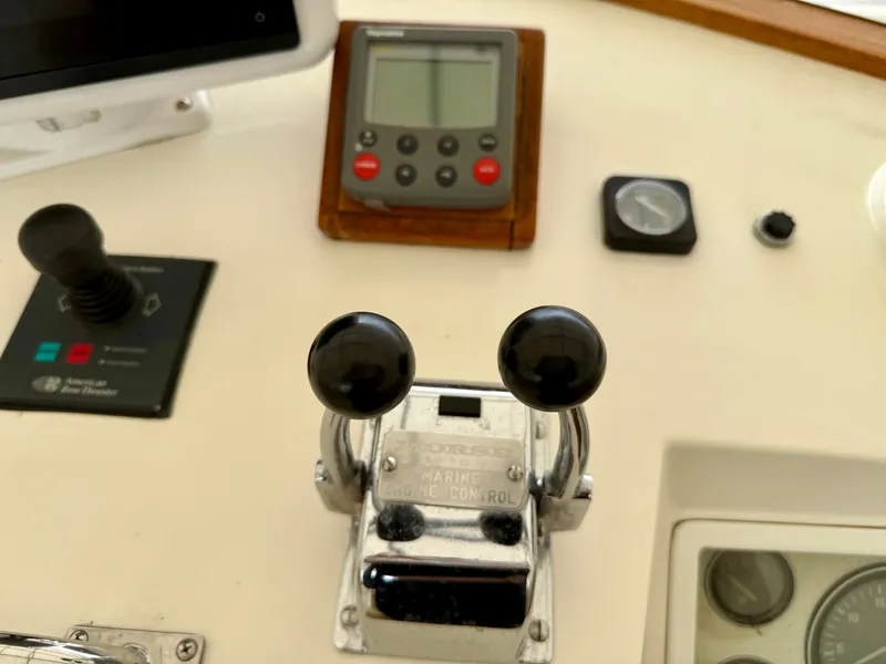 Slide: The Image of Grand Banks 49 Trawler 1994 - 115